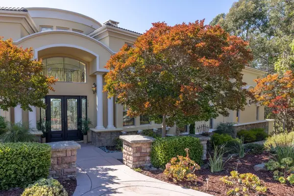 122 Zanzibar DR, Aptos, CA 95003