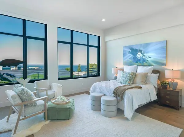 542 Lighthouse AVE 301, Pacific Grove, CA 93950