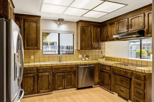 981 Sierra Madre DR, Salinas, CA 93901