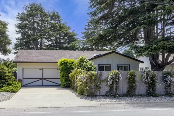 3370 Rio Rd, Carmel-by-the-sea, CA 93923-9012