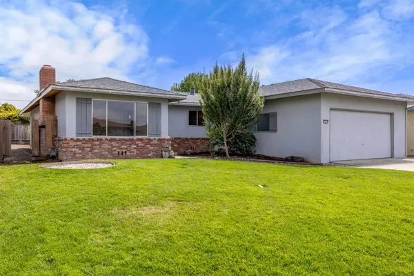 961 Loyola DR, Salinas, CA 93901