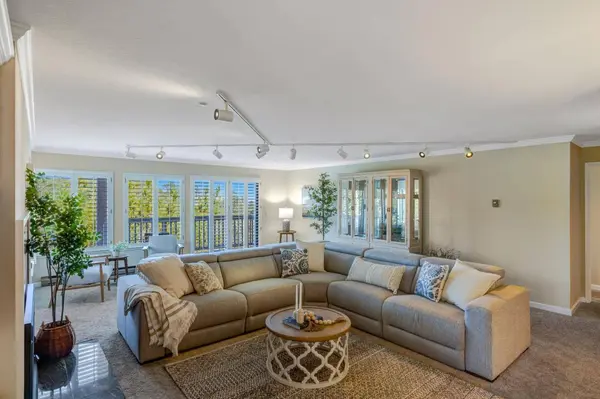 16 Shepherds KNLS, Pebble Beach, CA 93953