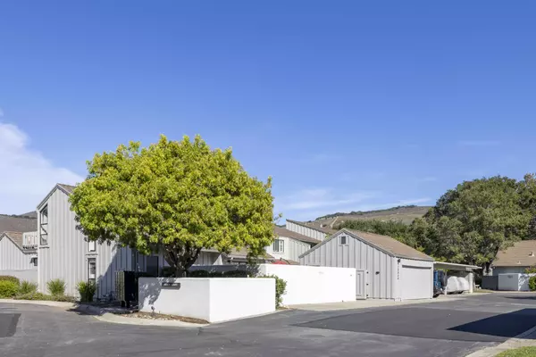 28069 Heron Ct, Carmel,