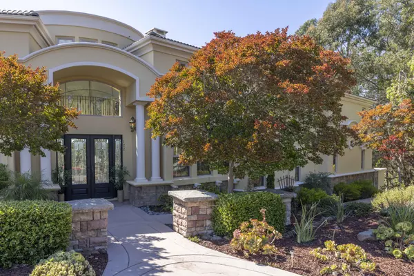 122 Zanzibar Dr, Aptos, CA 95003-5541