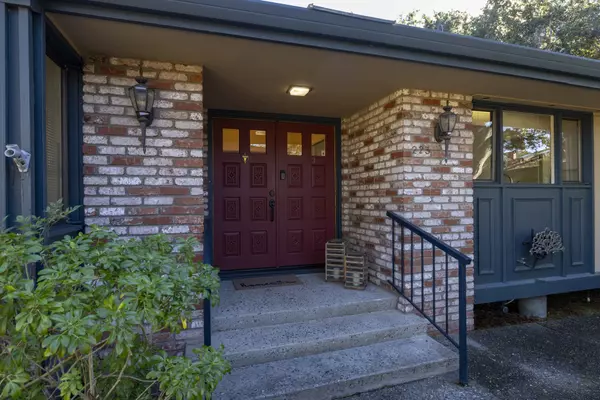 223 Del Mesa Dr, Carmel-by-the-sea, CA 93923-7951