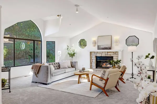 25460 Boots RD, Monterey, CA 93940