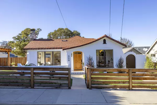 508 4th St, Pacific Grove, CA 93950-4609