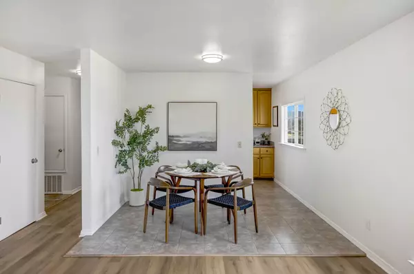 1783 Kenneth St, Seaside, CA 93955-3840