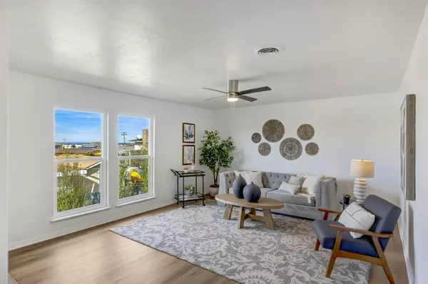 1783 Kenneth St, Seaside, CA 93955-3840