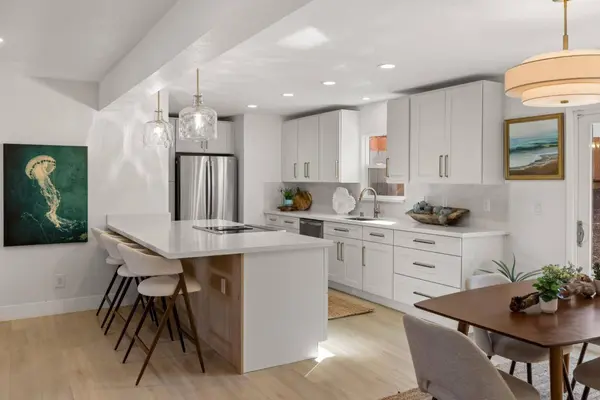 721 Oak ST, Monterey, CA 93940