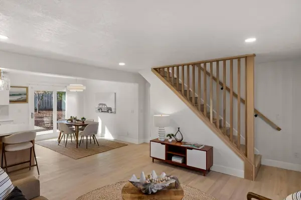 721 Oak ST, Monterey, CA 93940