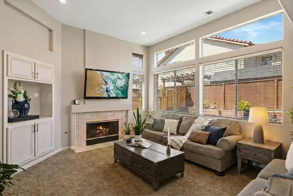 345 Chardonnay DR, Salinas, CA 93906