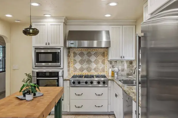 0 SW Santa Rita 4 SW of Ocean ST, Carmel, CA 93923