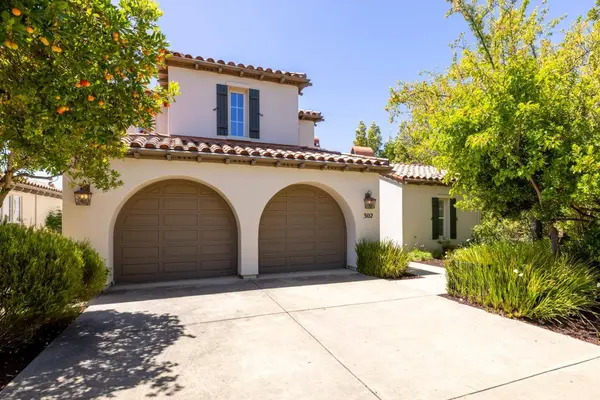 302 Pasadera DR, Monterey, CA 93940