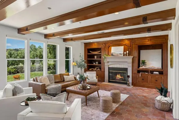 302 Pasadera DR, Monterey, CA 93940