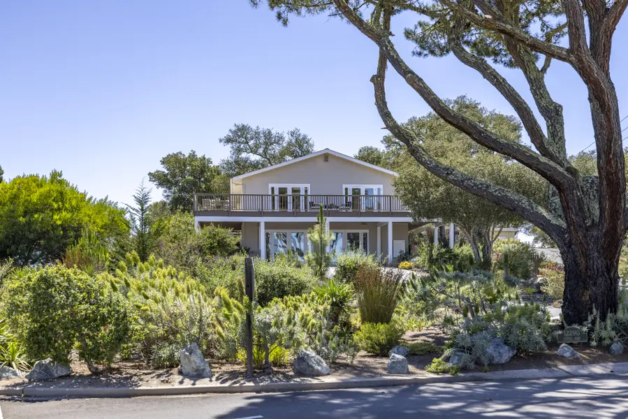 12290 Saddle Road, Carmel Valley, CA 93924