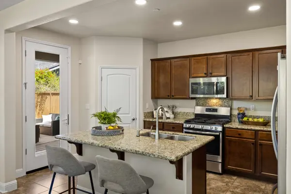 18587 McClellan Circle, CA 93933