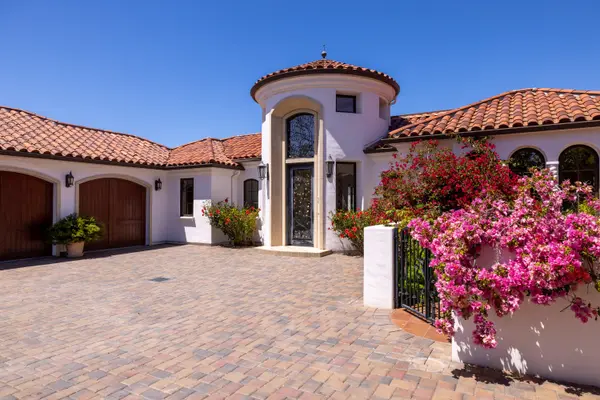5 Fairway Ct, Seaside, USA