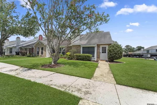 5365 Sleepy Hollow Dr, Baton Rouge, LA 70817