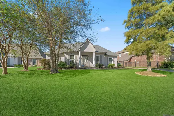 18229 Manchac Place Dr, Prairieville, LA 70769