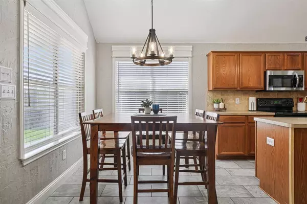 103 Falls Court, Red Oak, TX 75154