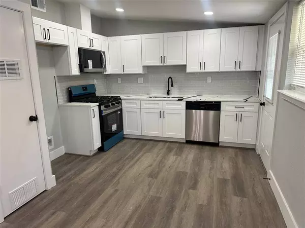 618 Henderson Circle, Garland, TX 75040