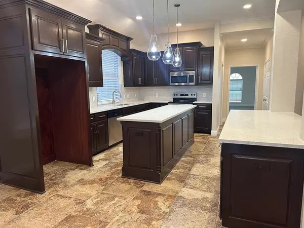 1225 Woodthorpe Drive, Mesquite, TX 75181