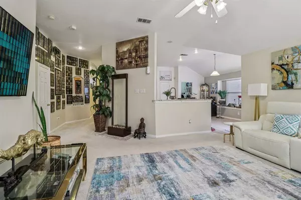 7038 Panavision Trail, Dallas, TX 75249