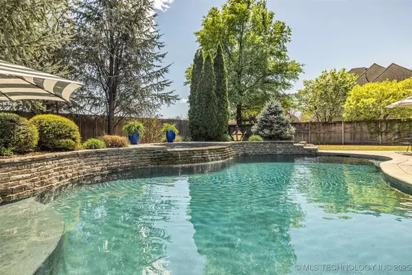 5512 E 104th ST, Tulsa, OK 74137