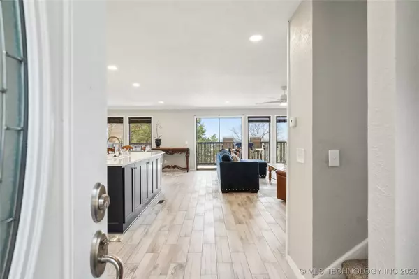 42 Diamond Head DR #42, Sand Springs, OK 74063