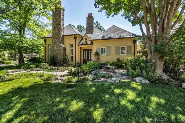 9805 S Vandalia AVE, Tulsa, OK 74137