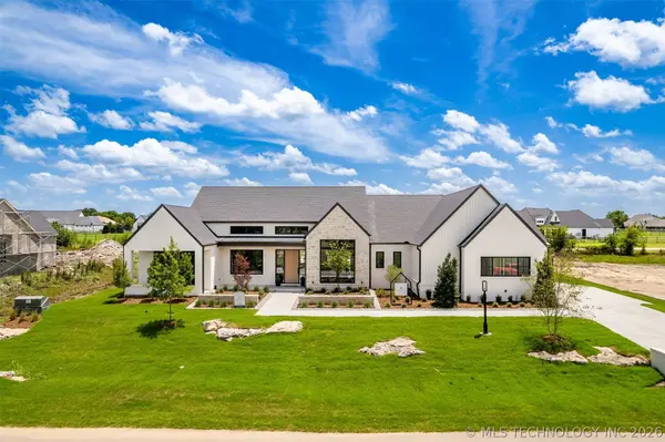 17254 E White Tail CV, Owasso, OK 74055