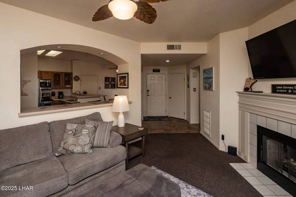 1650 S Smoketree Ave #103, Lake Havasu City, AZ 86403