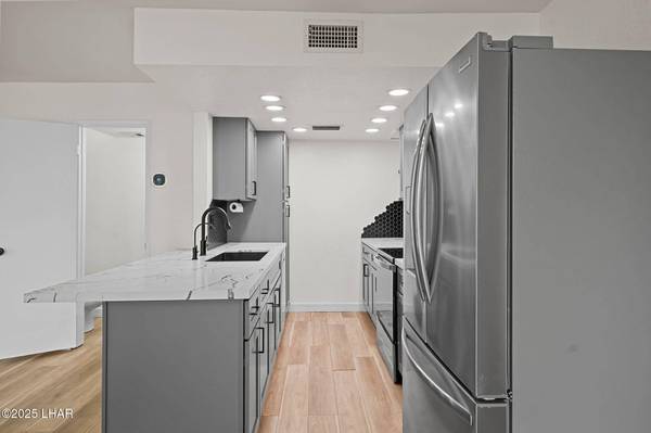 1775 Los Lagos Dr #B, Lake Havasu City, AZ 86403