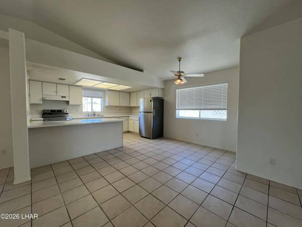 3115 Arapaho Dr, Lake Havasu City, AZ 86406