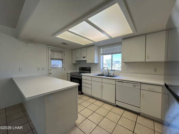 3115 Arapaho Dr, Lake Havasu City, AZ 86406