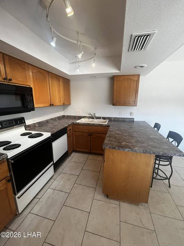 2085 Mesquite Ave #77, Lake Havasu City, AZ 86403