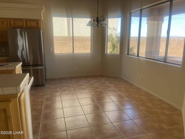 2423 E George Ln, Lake Havasu City, AZ 86404