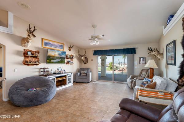2843 Jamaica Blvd S, Lake Havasu City, AZ 86406