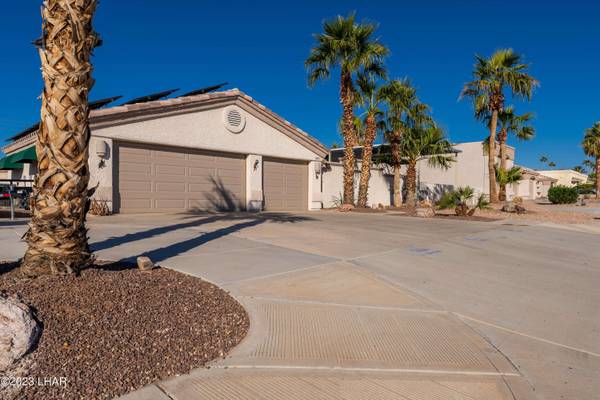 2843 Jamaica Blvd S, Lake Havasu City, AZ 86406