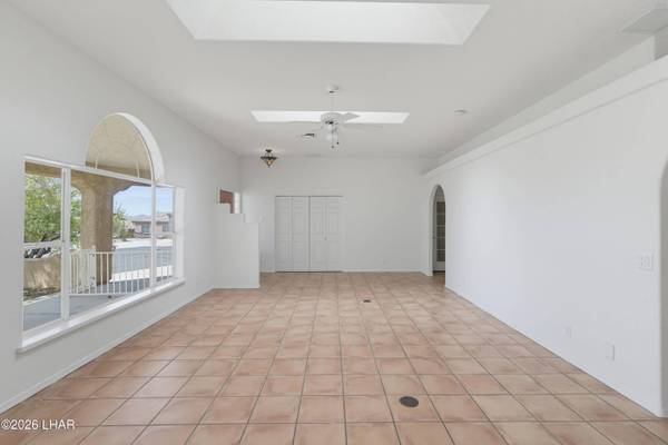 1200 Crater Ct, Lake Havasu City, AZ 86404