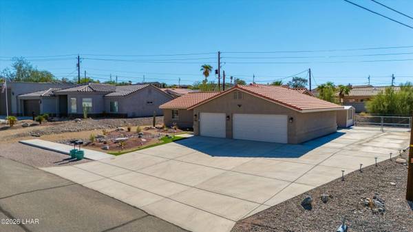 3350 Fountain Palm Dr, Lake Havasu City, AZ 86404