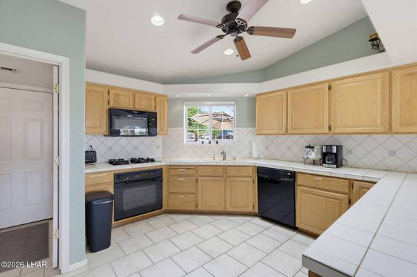 1720 Topaz Dr, Lake Havasu City, AZ 86403