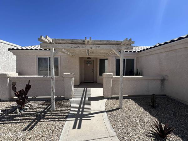 952 Saint Claire Dr, Lake Havasu City, AZ 86404