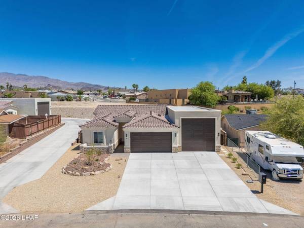 26 Tiburon Ln, Lake Havasu City, AZ 86403