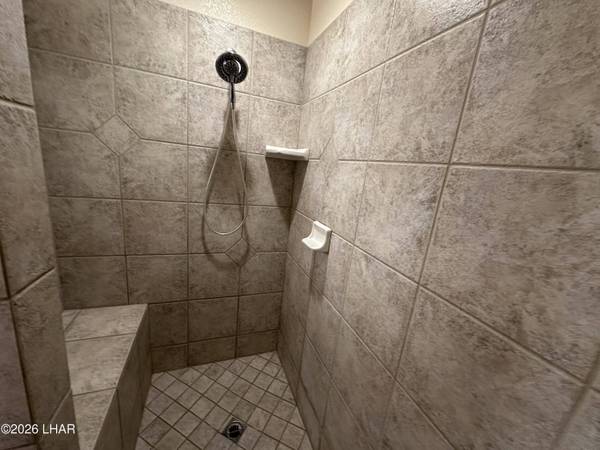 952 Saint Claire Dr, Lake Havasu City, AZ 86404