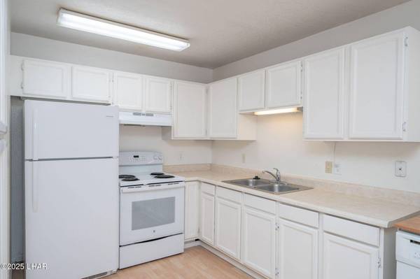 2291 Mcculloch Blvd N #10, Lake Havasu City, AZ 86403