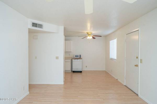 2291 Mcculloch Blvd N #10, Lake Havasu City, AZ 86403