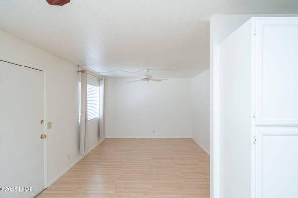 2291 Mcculloch Blvd N #10, Lake Havasu City, AZ 86403