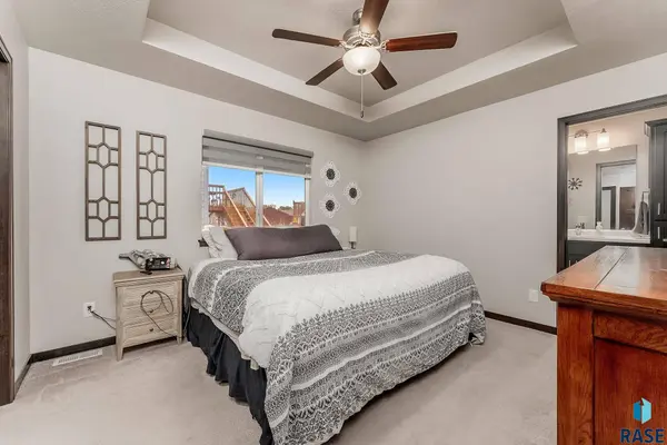 6703 W 5th St, Sioux Falls, SD 57107